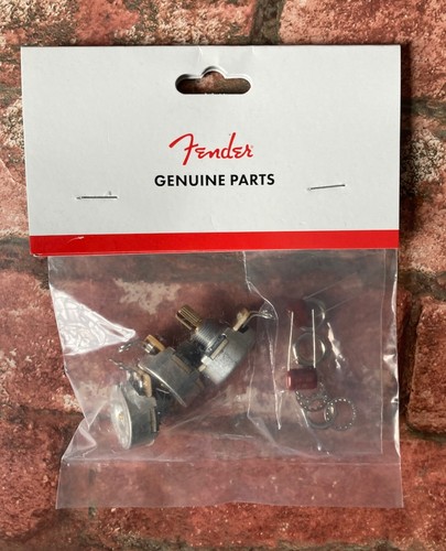 Fender stratocaster volume - fender,